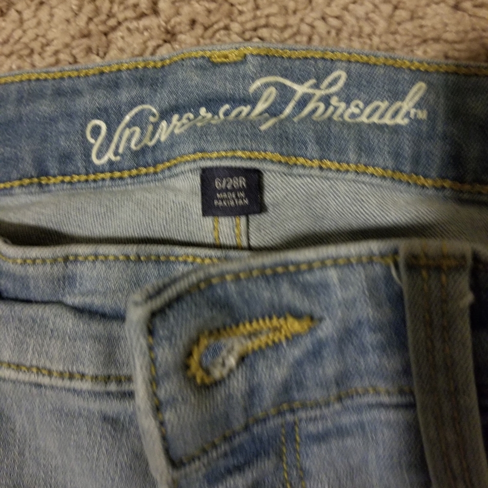 Universal Thread Highest Rise Skinny Crop - Picture 4 of 6